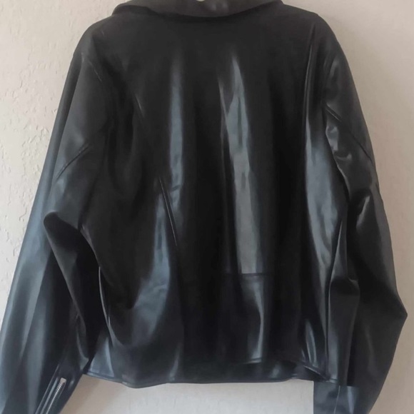 Torrid Asymmetrical Black Faux Leather Moto Jacket - Picture 2 of 12